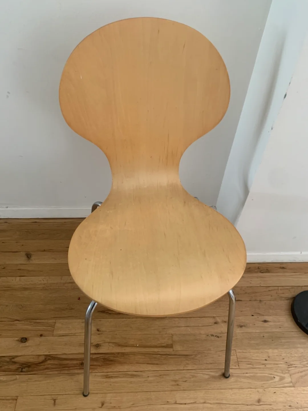 Light Wood Chair! image indicator(2)