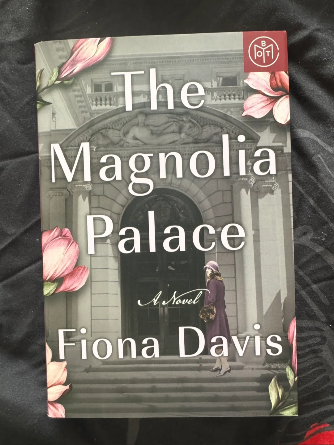 The Magnolia Palace by Fiona Davis thumbnail