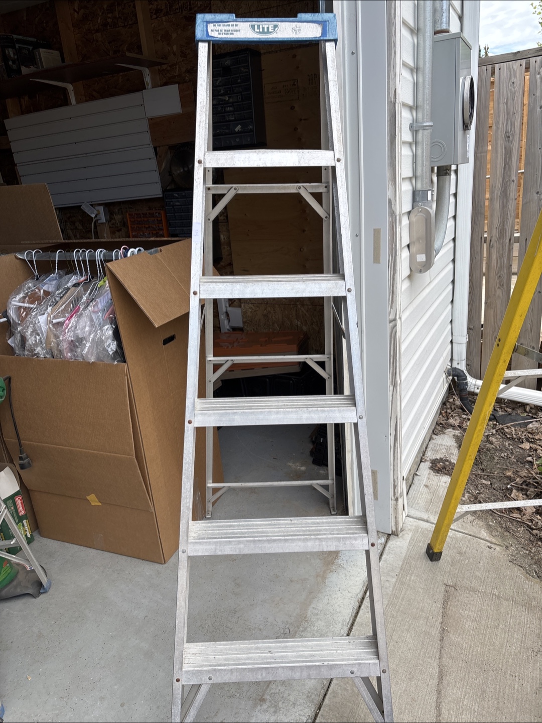 Lite Aluminum 5-Step Ladder