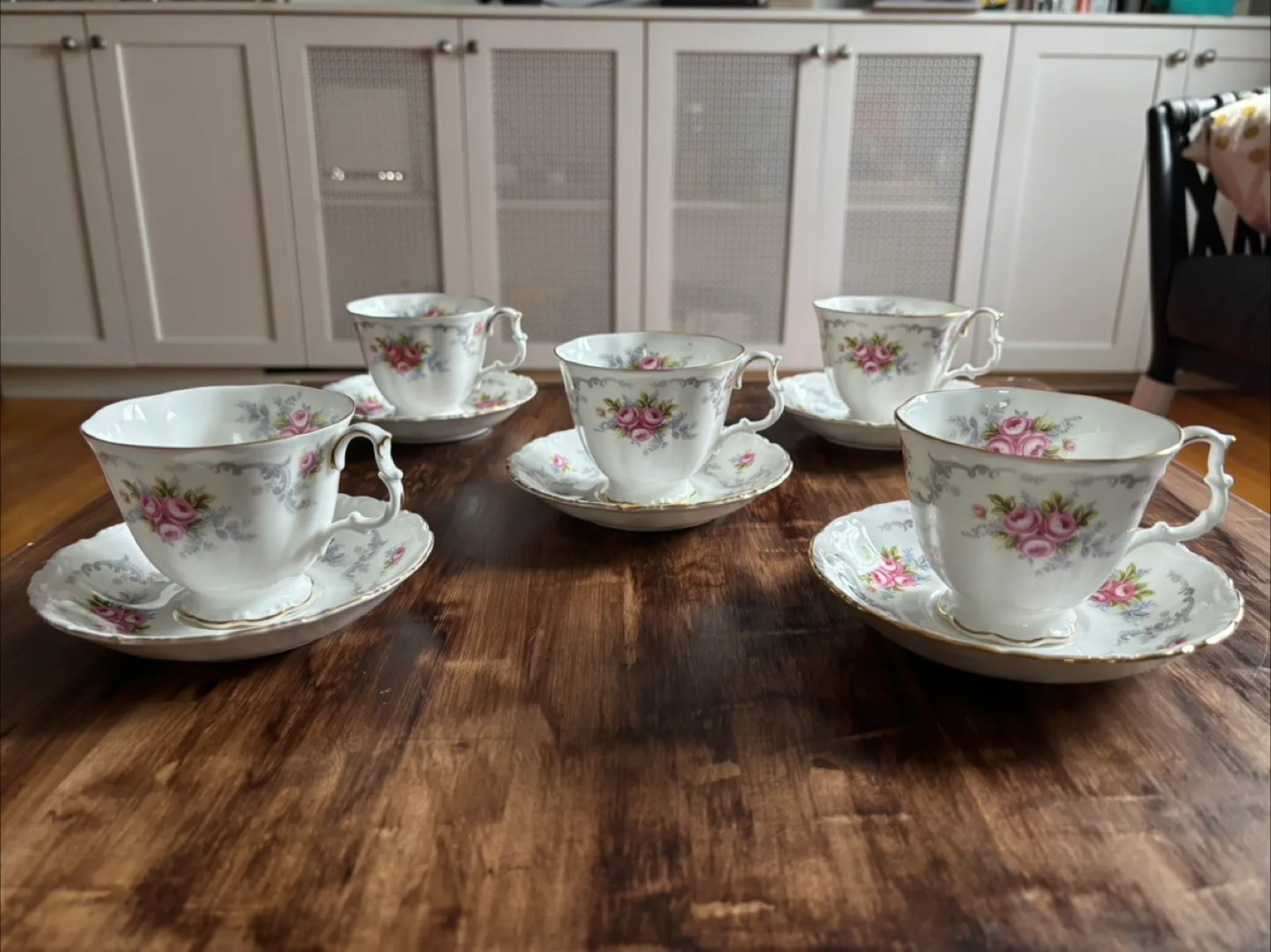 Royal Albert Bone China - Assorted image indicator(3)