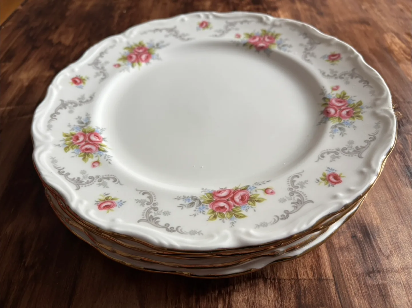 Royal Albert Bone China - Assorted image indicator(9)