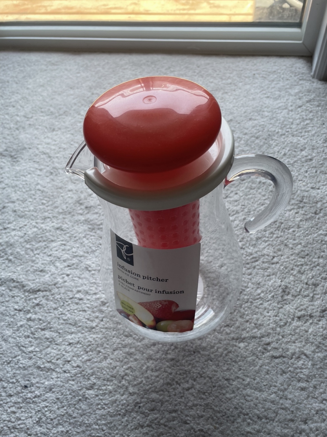 Infusion Pitcher with Ice Core
