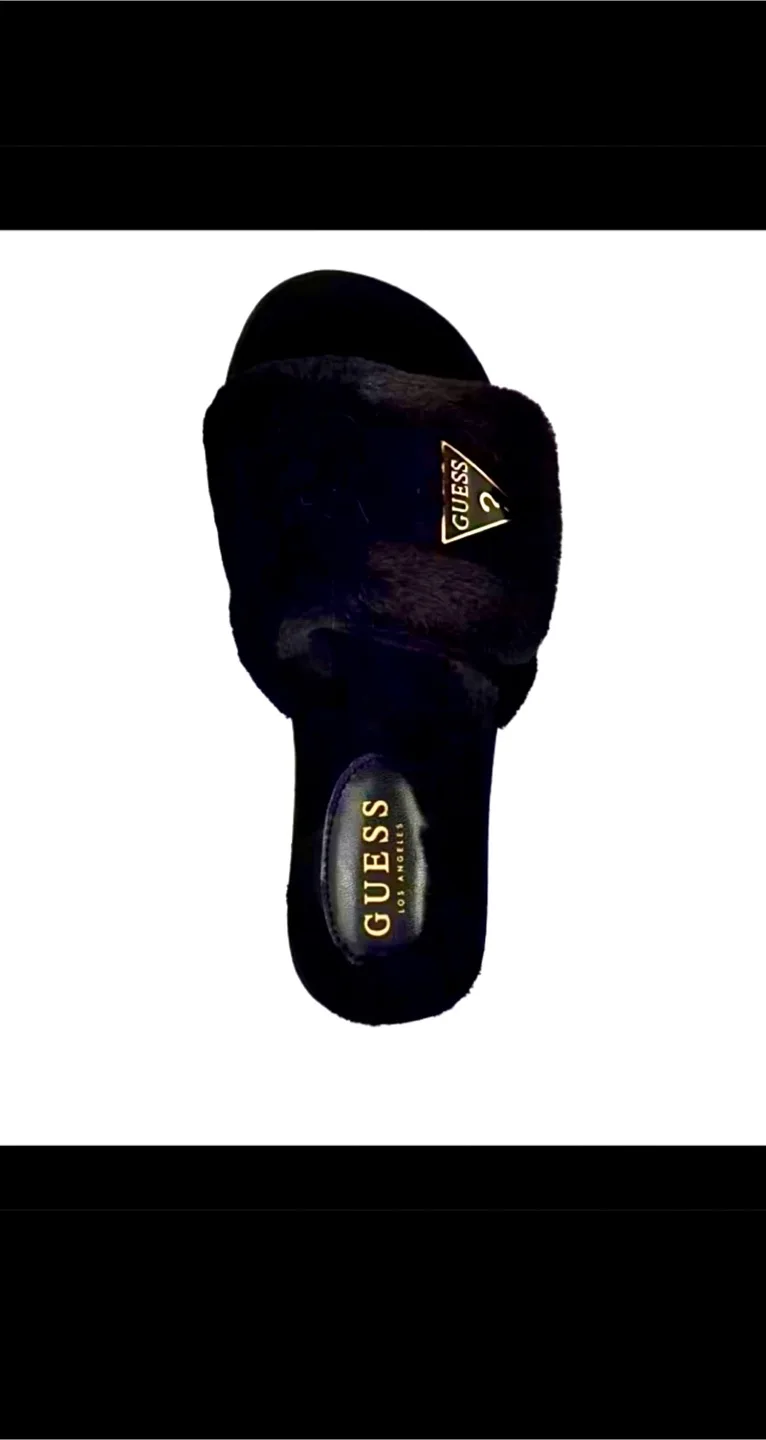 🍓NEW! GUESS Fur 2-3" Plush Platform Slide Sandals image indicator(2)