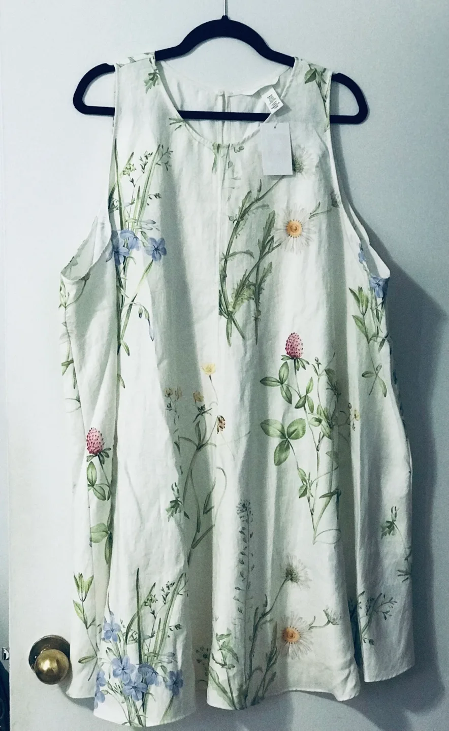Floral Sleeveless Dress thumbnail