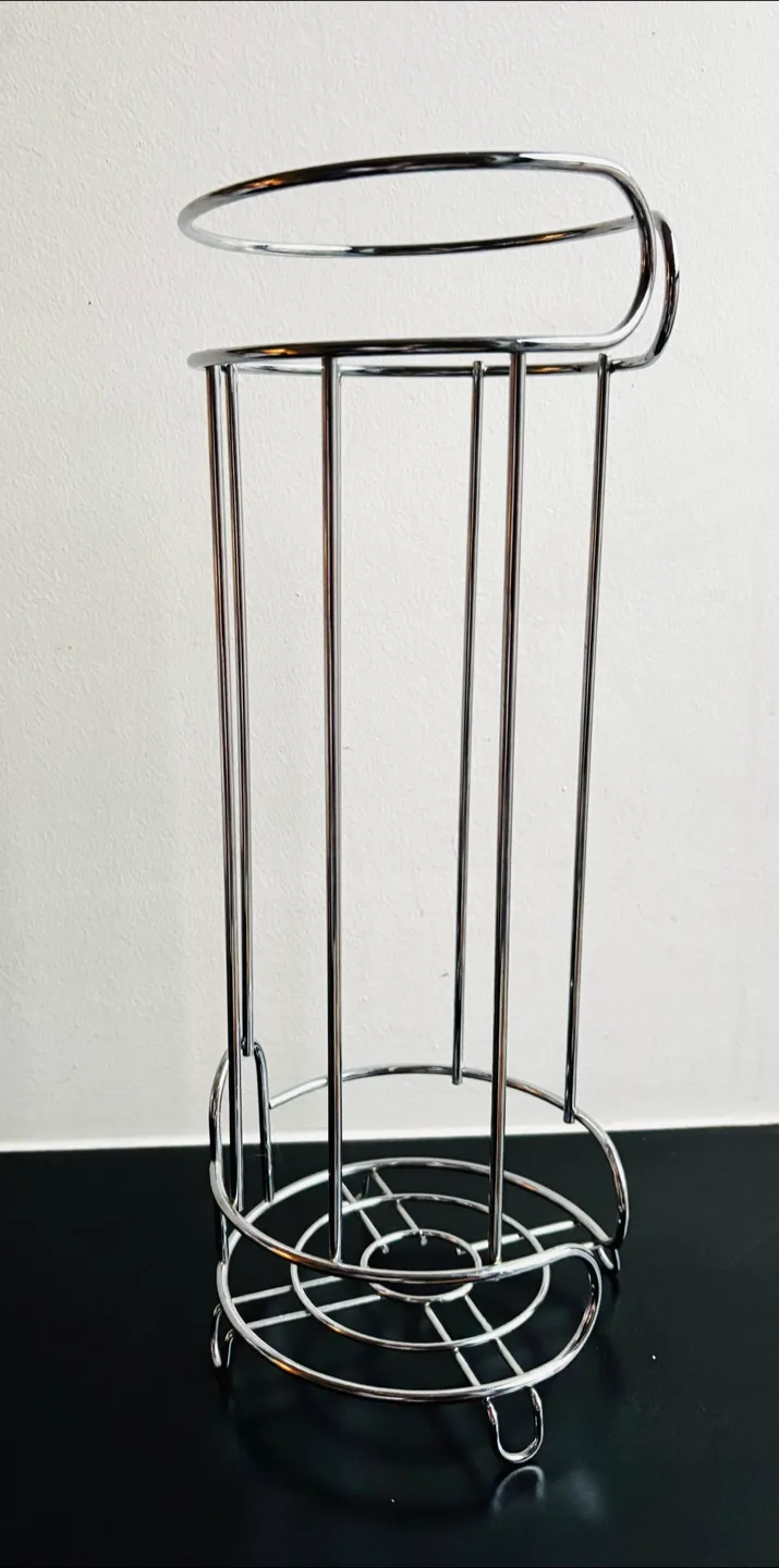 Chrome Toilet Paper Roll Holder image indicator(2)