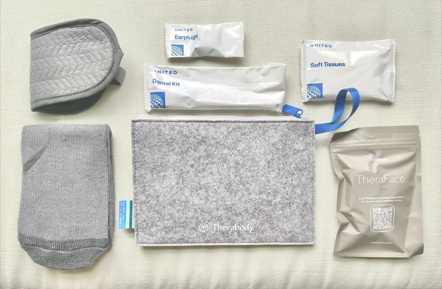 NEW UNOPENED THERABODY UNITED BUSINESS CLASS AMENITY KIT image indicator(2)