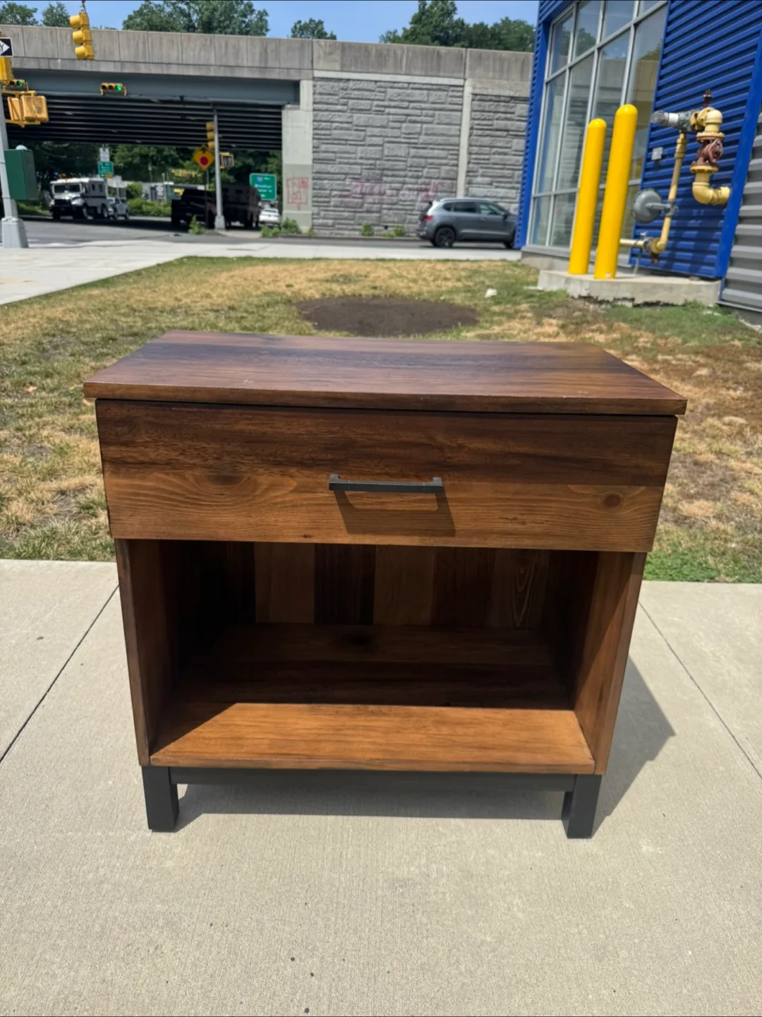 Free delivery night stand thumbnail