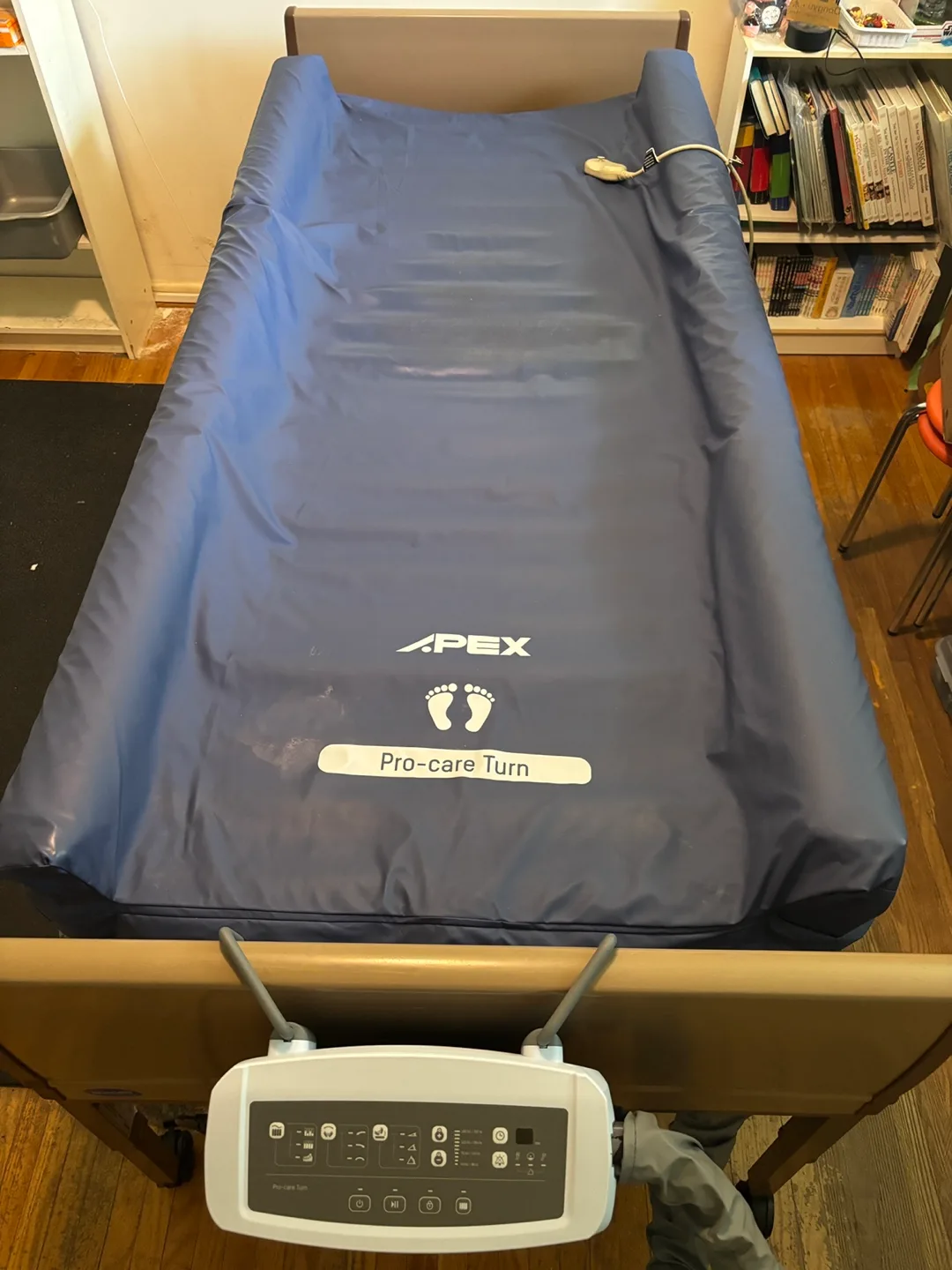 Permobil Apex Air Mattress + Invacare Bed Frame 🇨🇦 thumbnail
