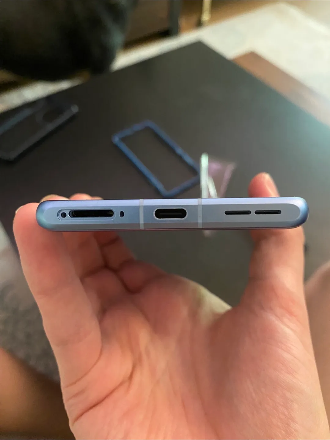 OnePlus 12R - Perfect Condition w Case! image indicator(3)