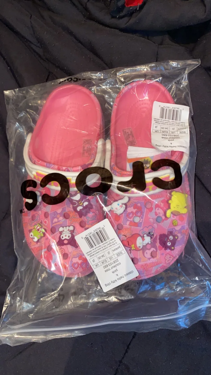 New Crocs Classic Hello Kitty Clog - Pink Size J3 thumbnail
