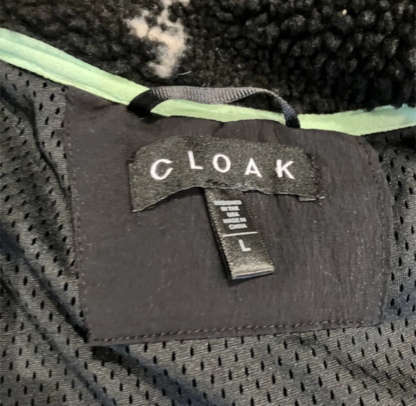 CLOAK Brand Fleece Vest Large Unisex image indicator(3)