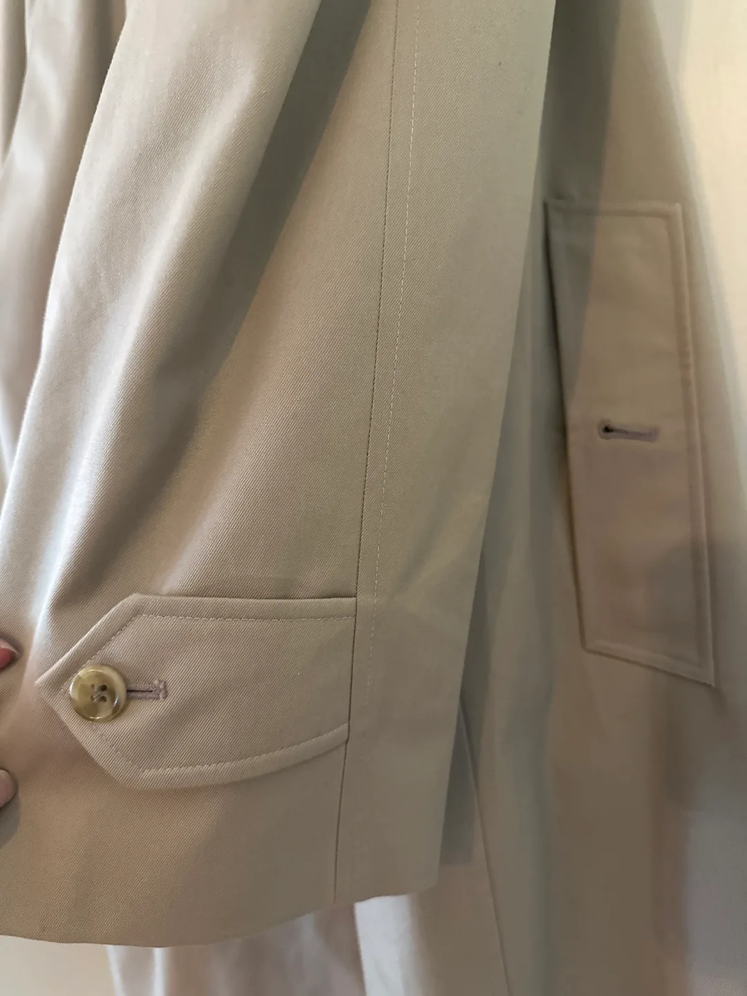 Burberry Trench Coat- free delivery image indicator(7)