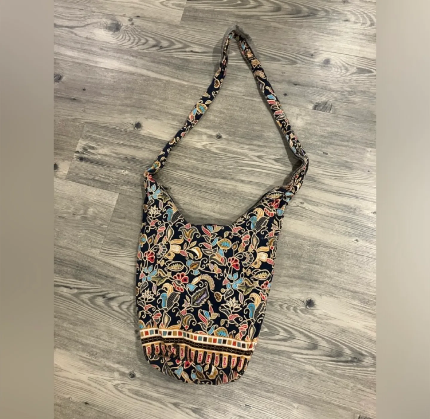 Floral Crossbody Bag image indicator(4)