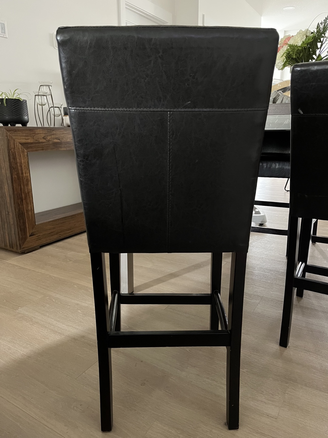 4 Black Leather Bar Stools - photo 2