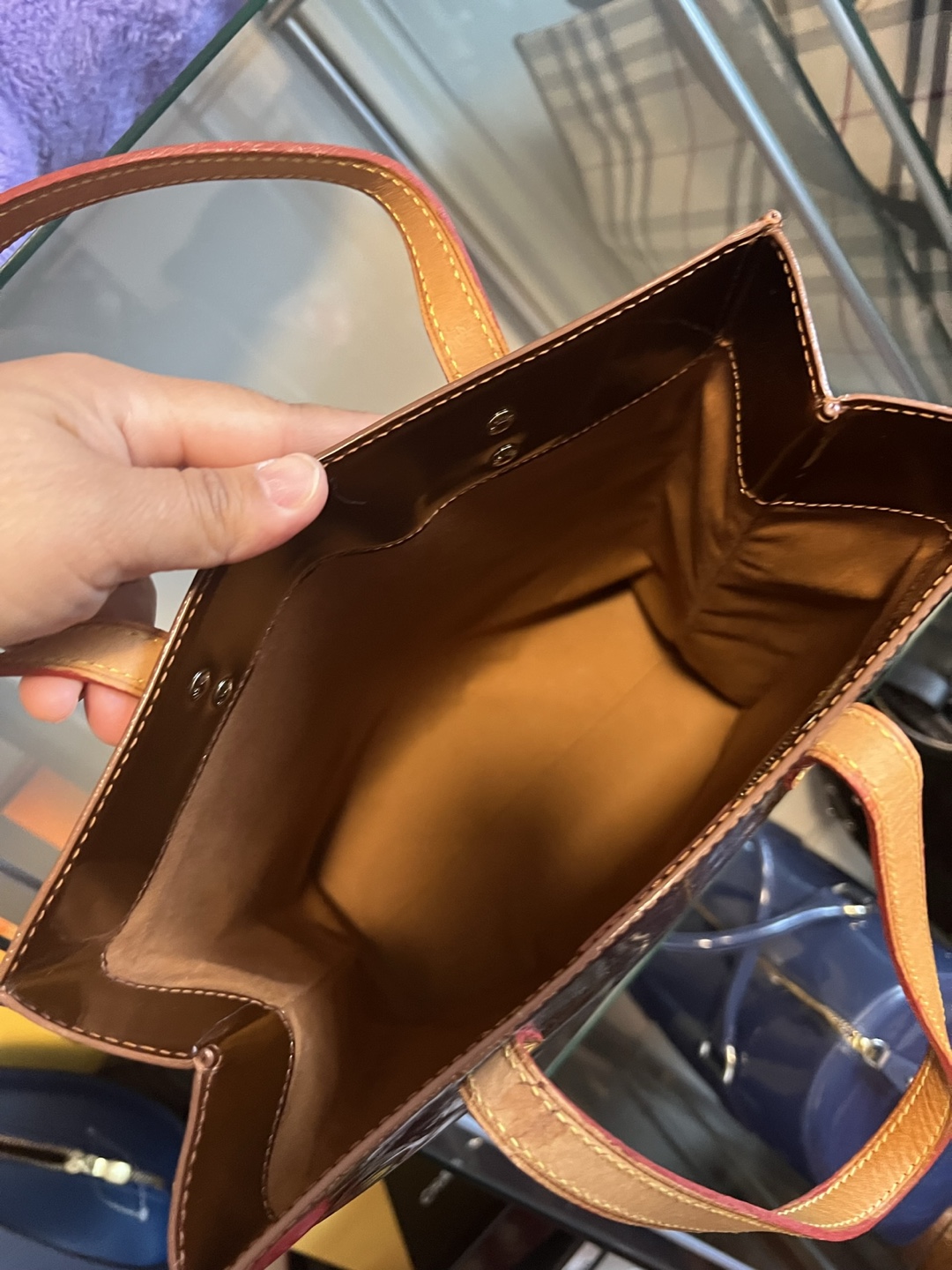 Louis Vuitton Vernis Reade Tote Bag - photo 4