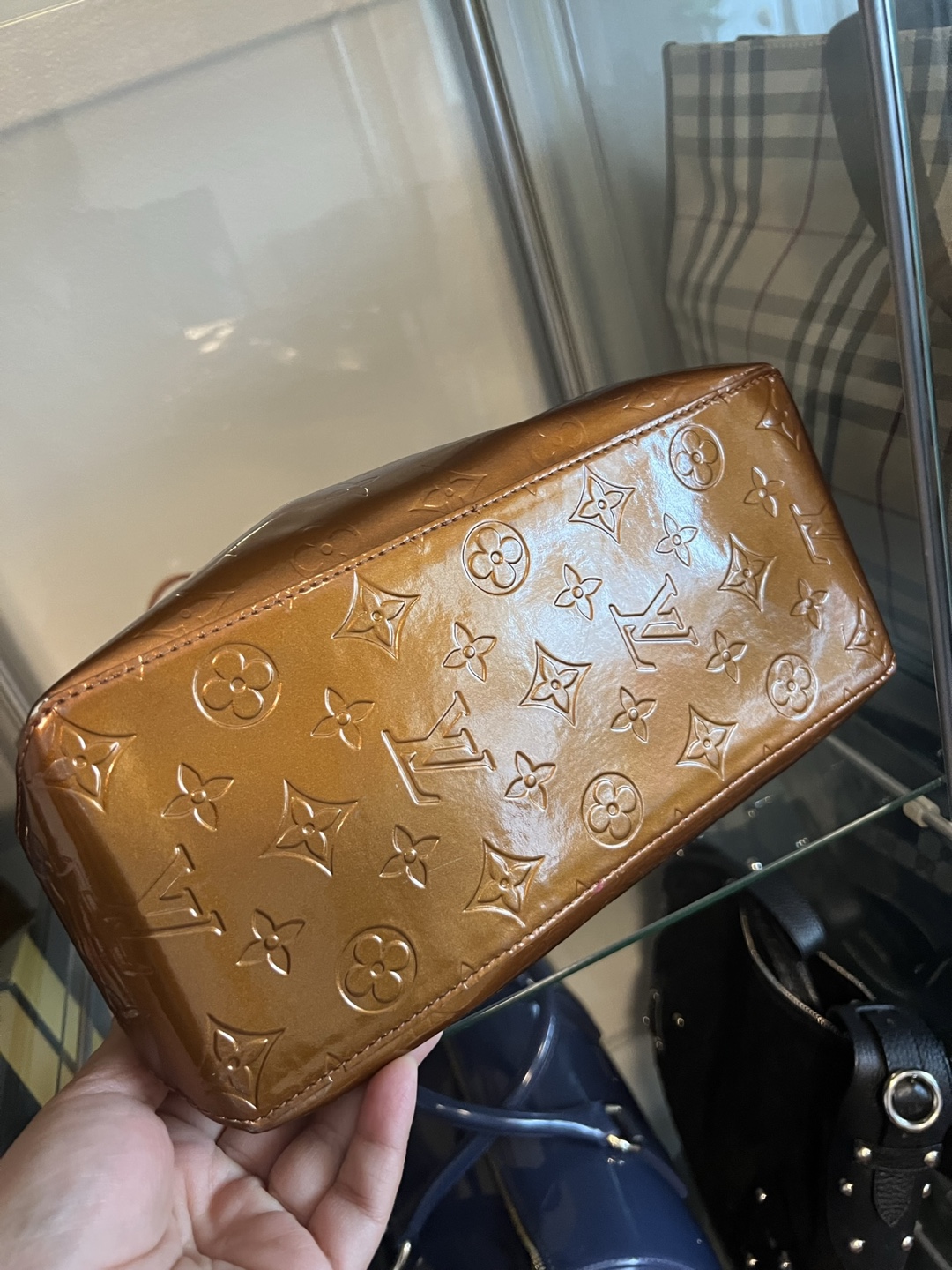 Louis Vuitton Vernis Reade Tote Bag - photo 3