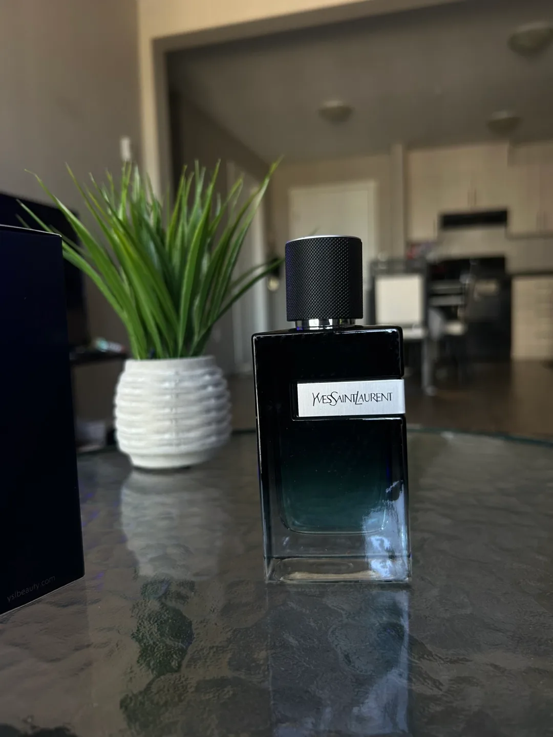 Yves Saint Laurent Y Eau de Parfum 100ml thumbnail