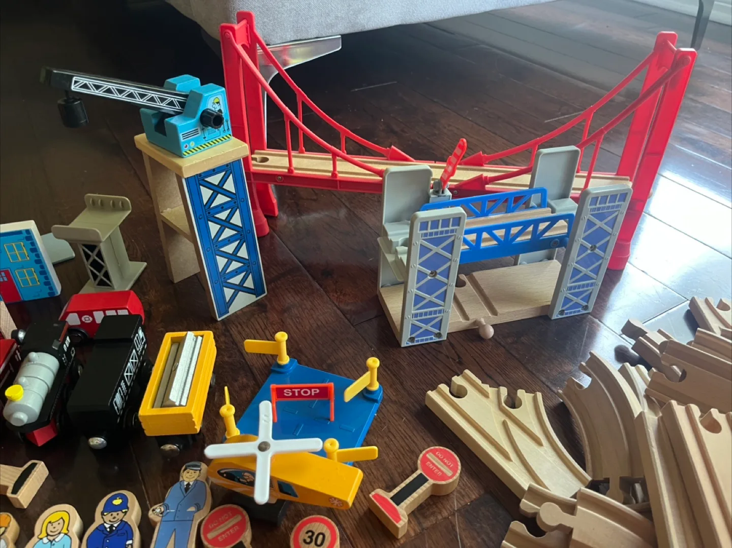 Wooden Train Set with Accessories image indicator(5)