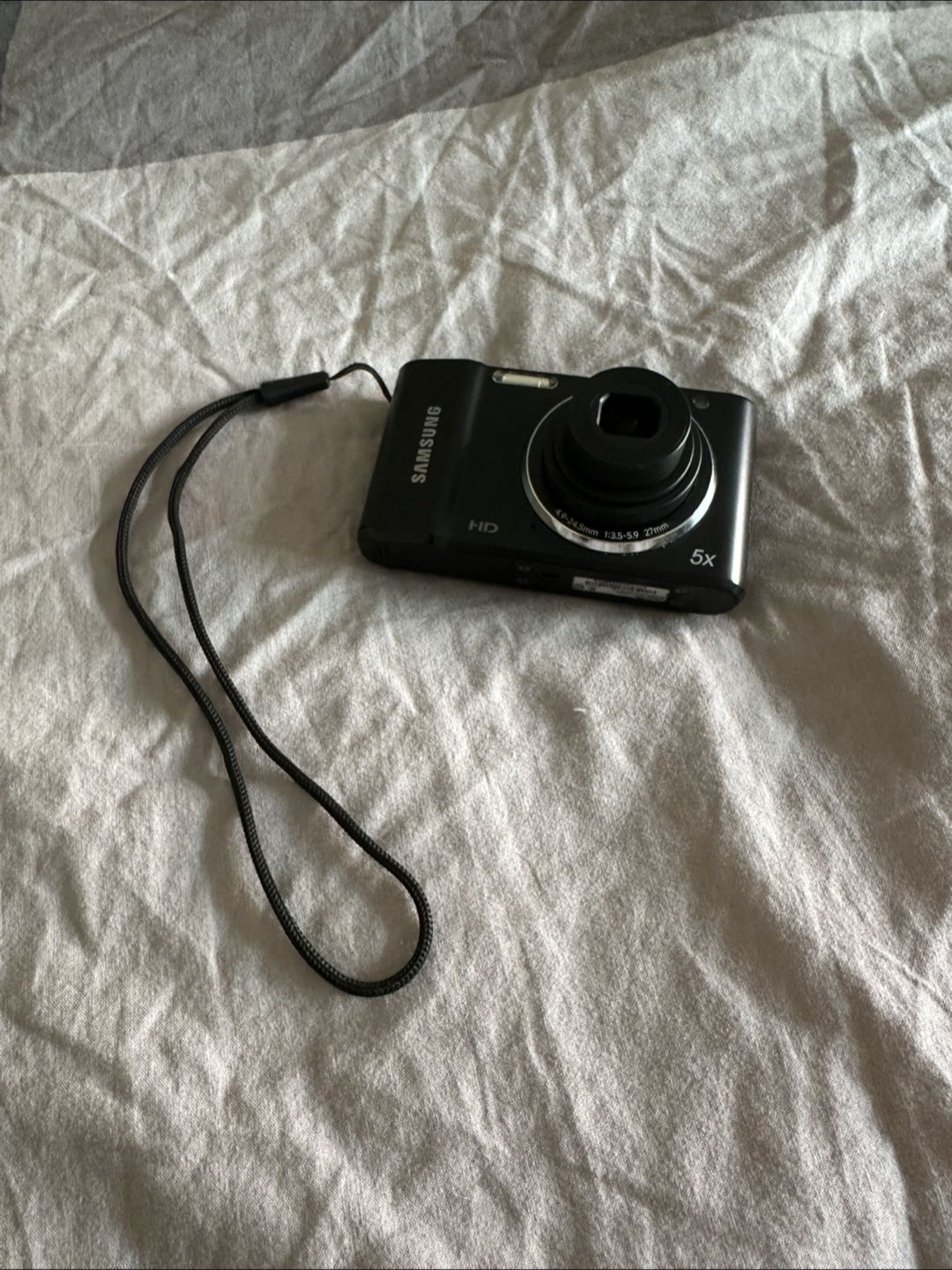 Samsung Digital Camera ES90 - Black - photo 3
