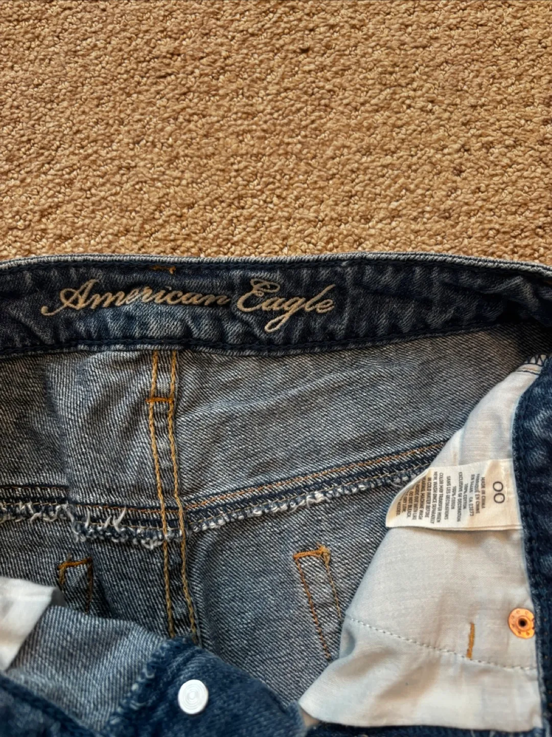 American Eagle Denim Shorts - Size 00 image indicator(3)