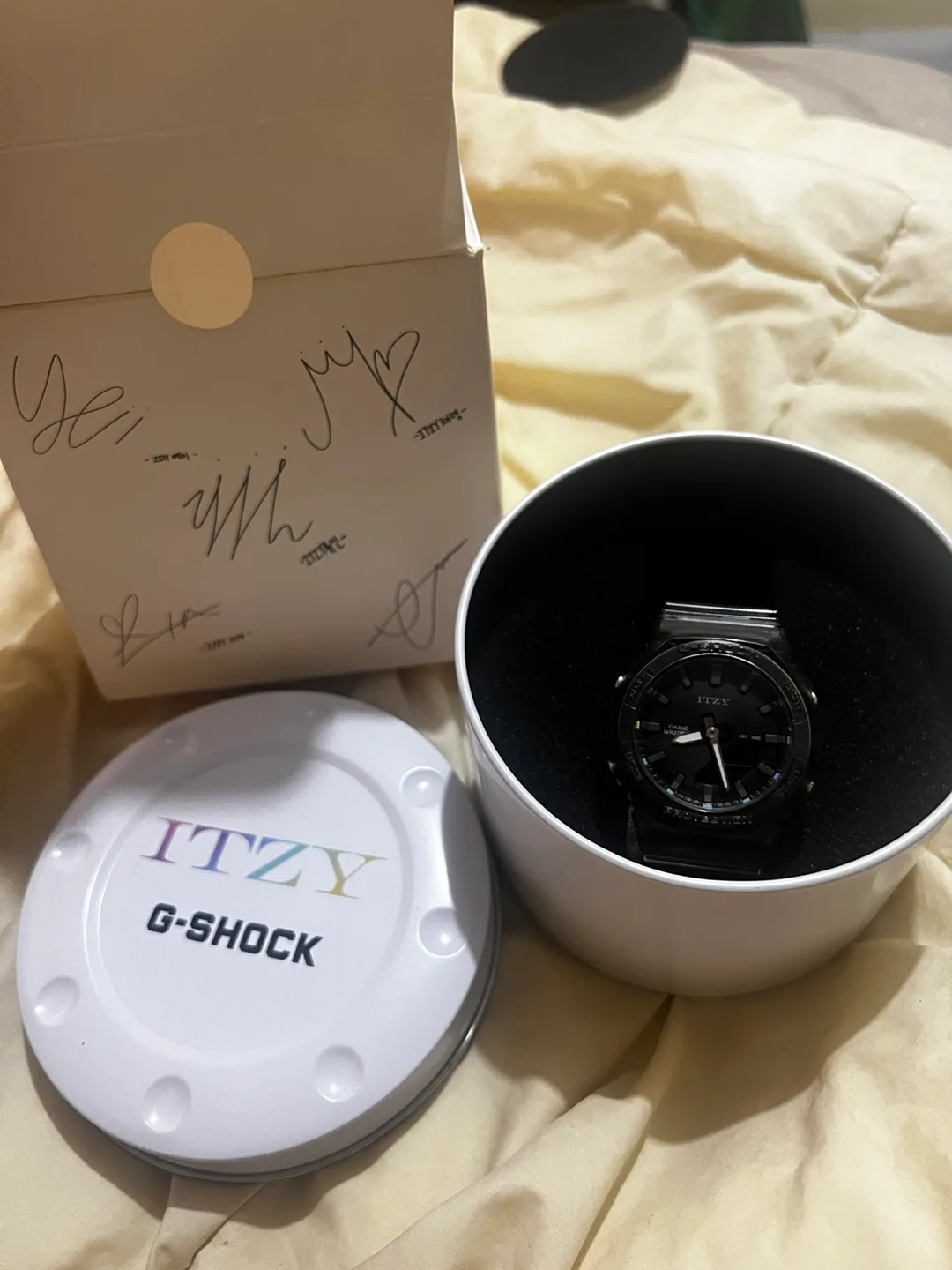 ITZY G-Shock Watch - Like New! image indicator(3)