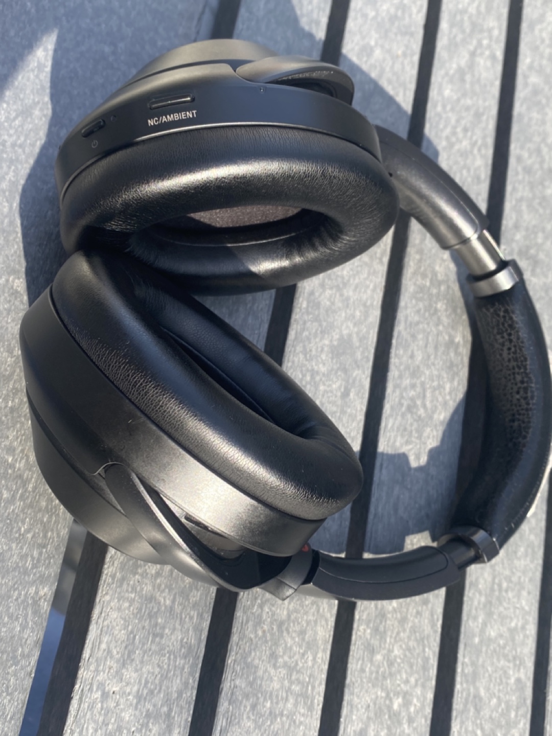 Sony WH-1000XM3 Wireless Noise Cancelling Headphones - Black - photo 5