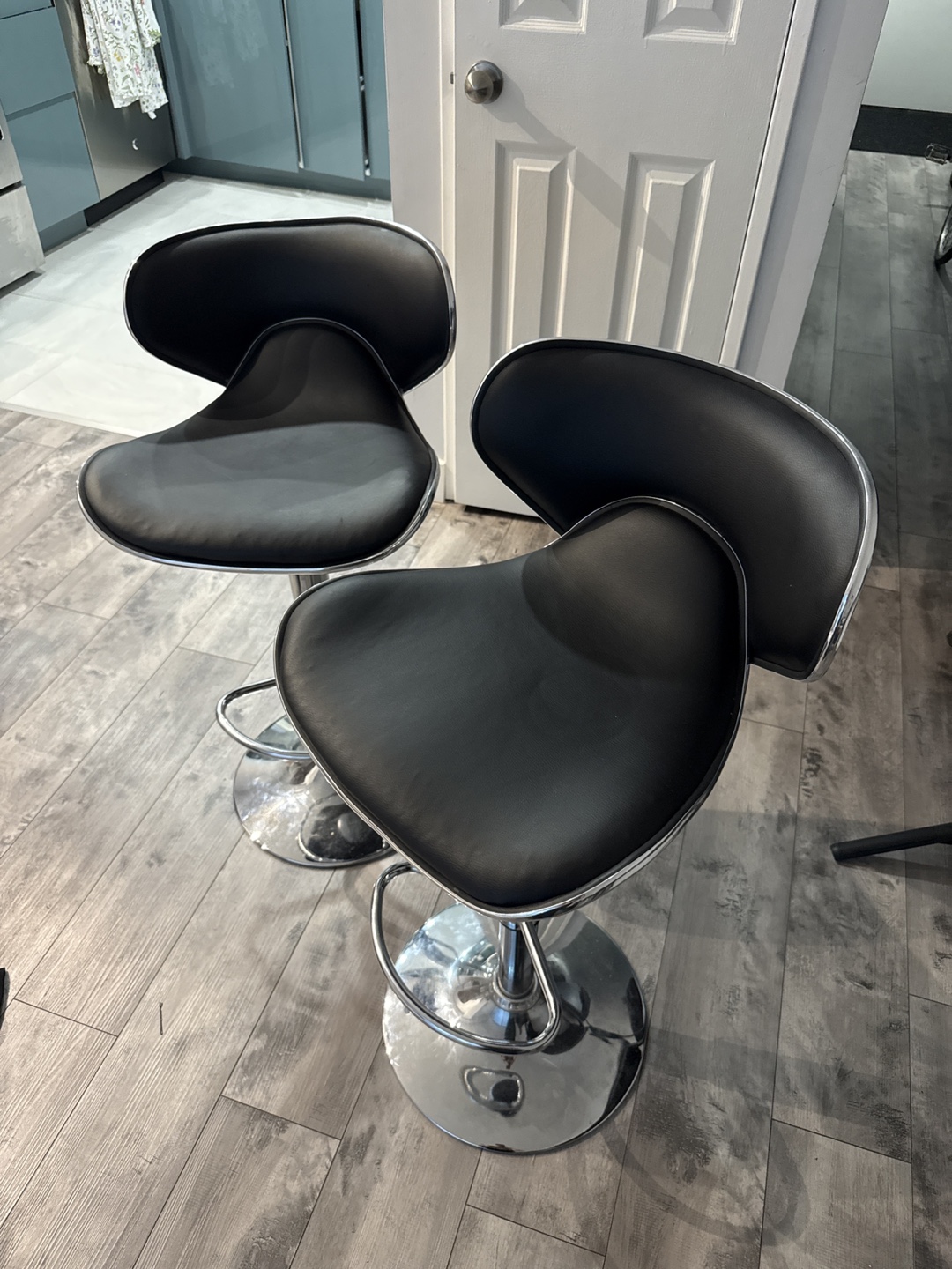 Set of 2 Black Bar Stools