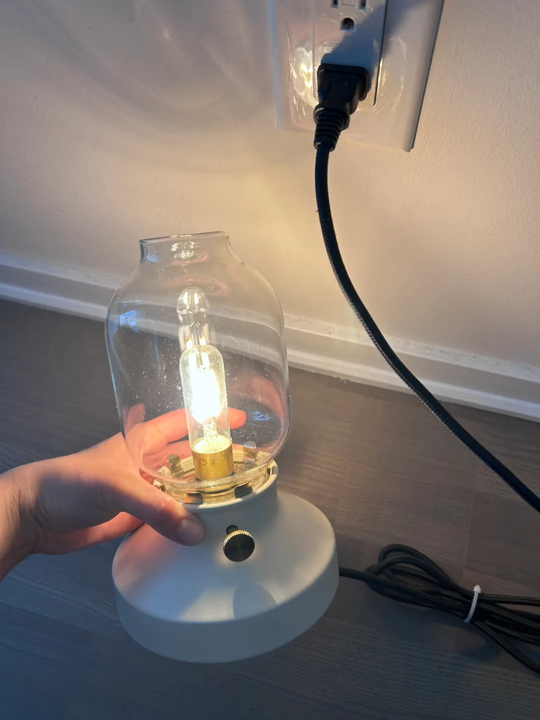 IKEA Tarnaby Dimmable light in beige including lightbulb image indicator(2)