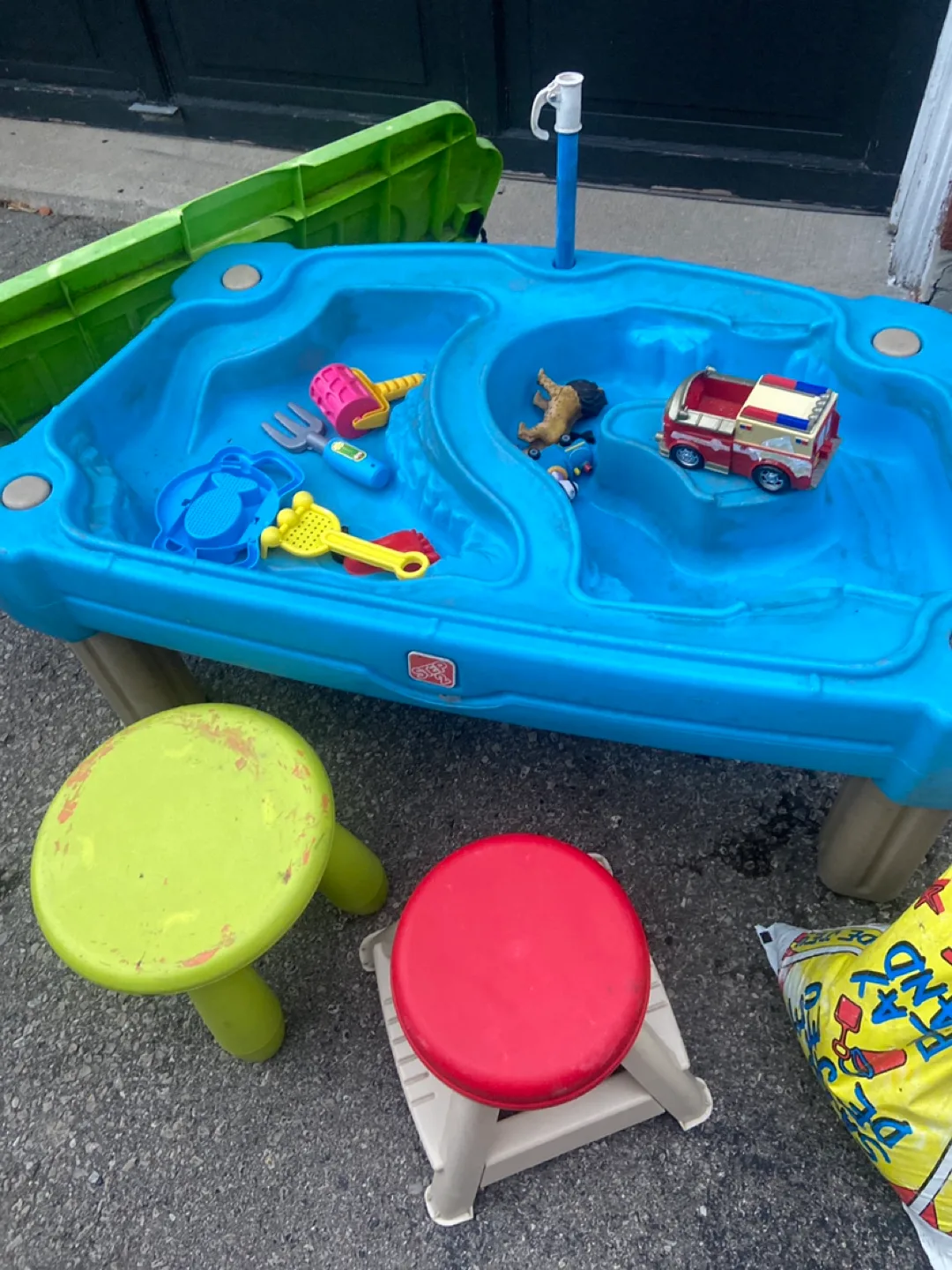 Step2 Sand & Water Table with Accessories image indicator(5)
