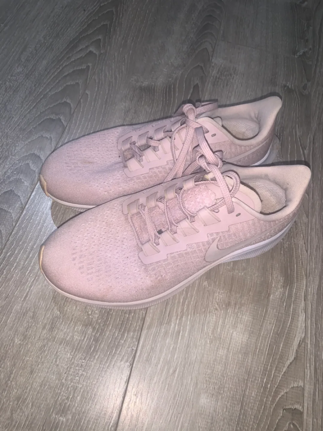 Nike Air Zoom Pegasus 39, Women's Size 8.5 image indicator(2)