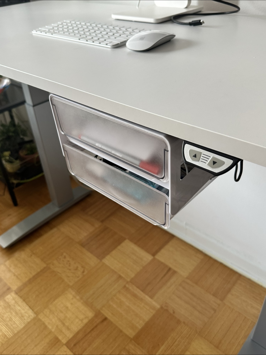 Sit-Stand Desk - photo 3