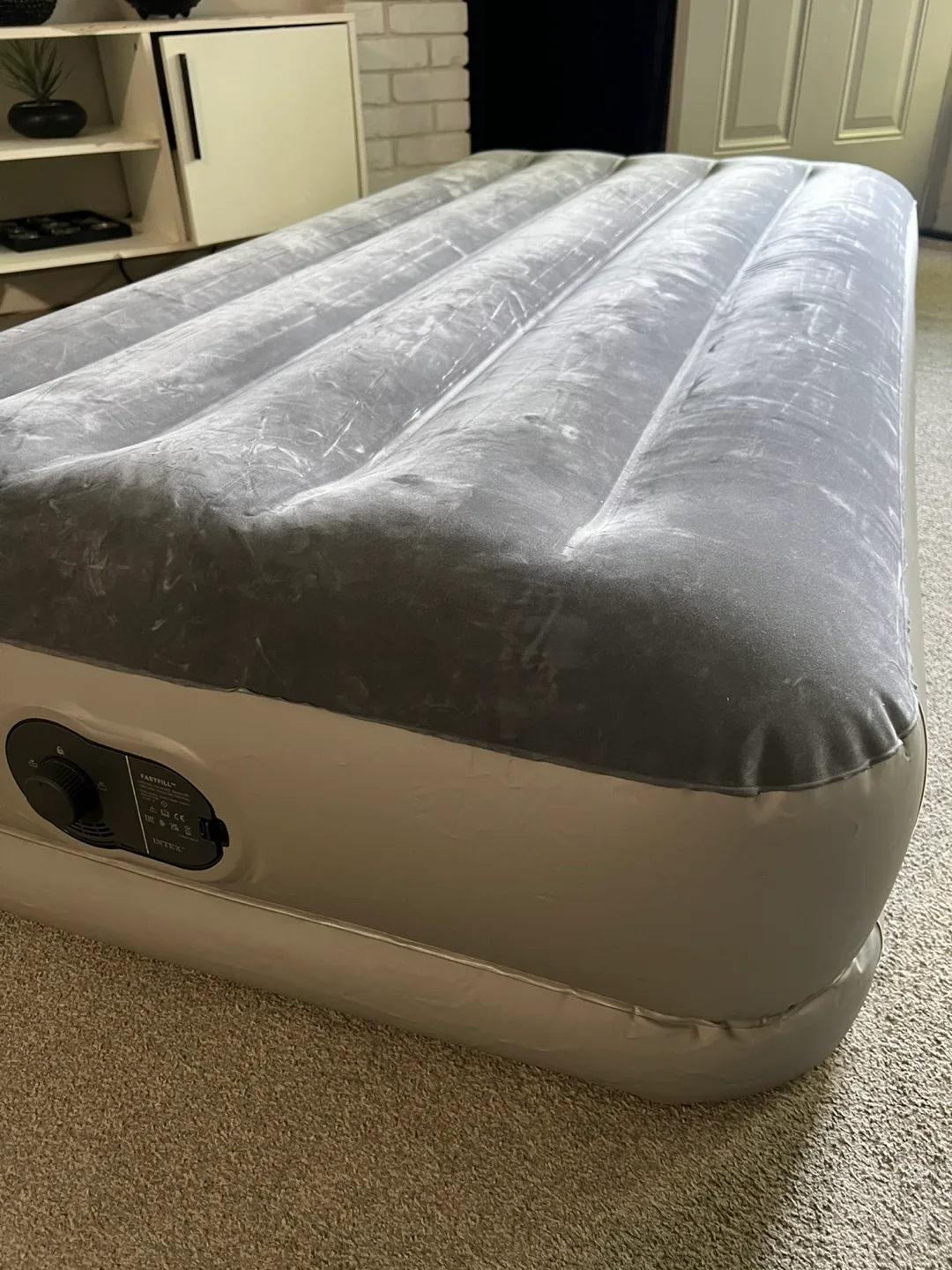 NEW Twin Prestige USB Self Inflatable Air Mattress image indicator(2)