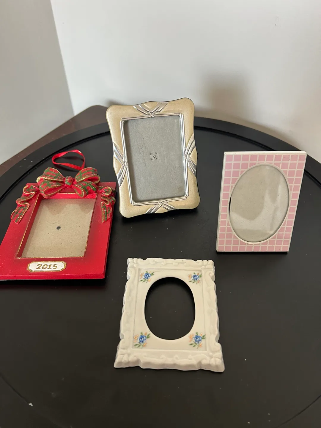Assorted small Picture Frames 🇨🇦 thumbnail