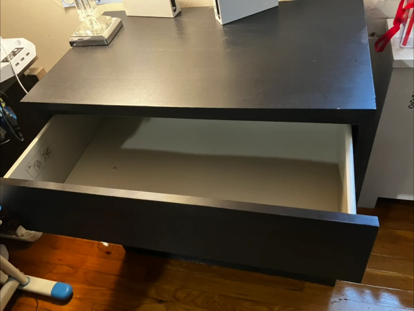 IKEA Malm Black-Brown 3-Drawer Chest image indicator(5)