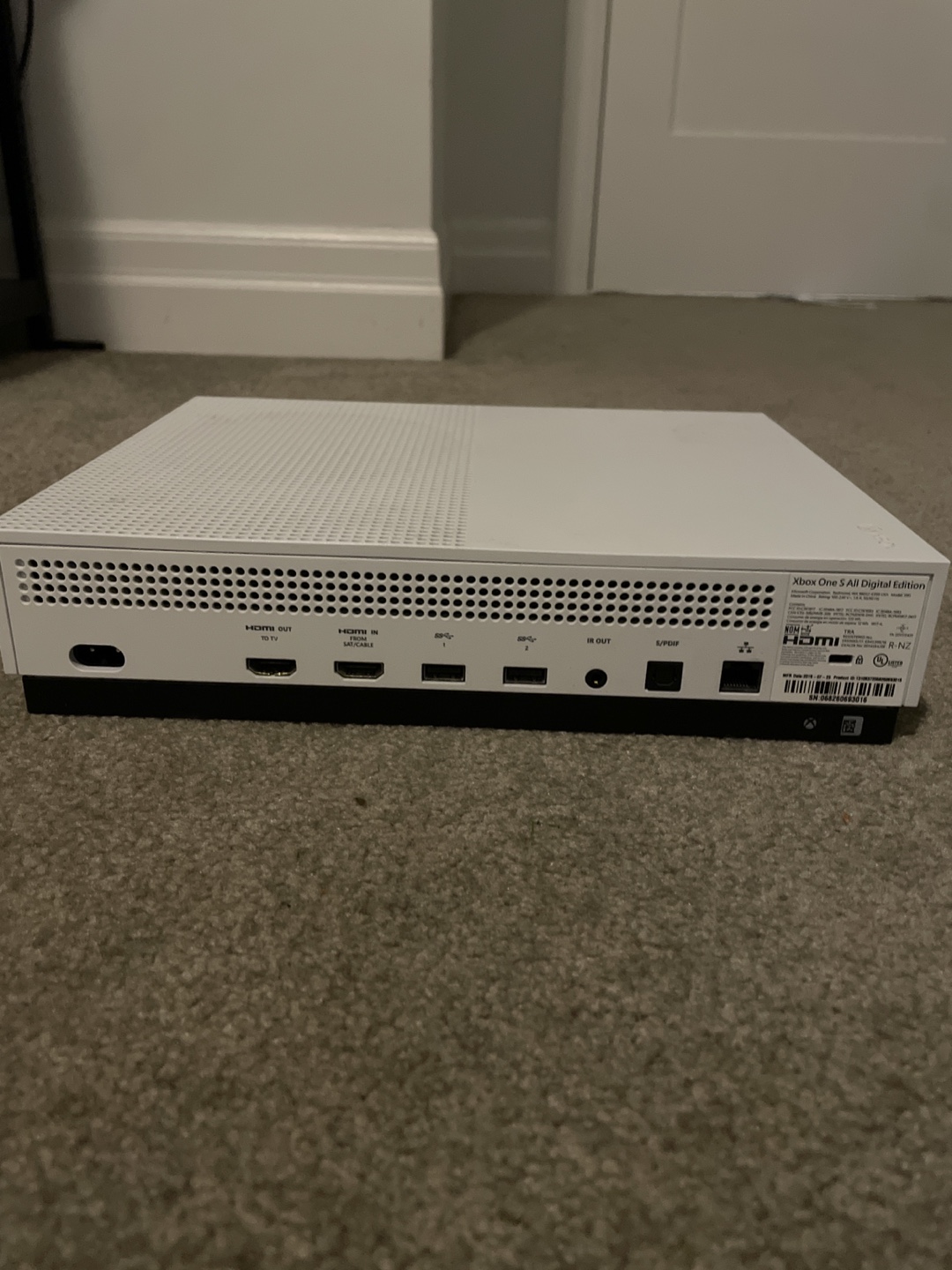 Xbox One S All Digital Edition - White Console - photo 4