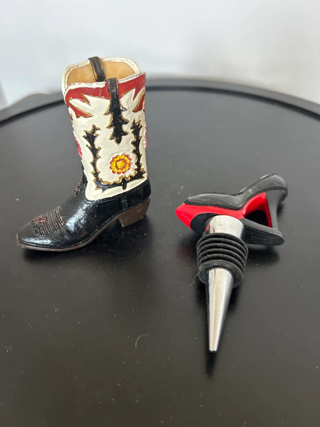 🇨🇦Cowboy Boot & High Heel Bottle Stoppers thumbnail