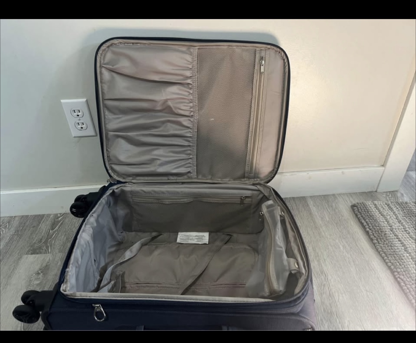 Samsonite Carry-On Luggage - Navy Blue - photo 4