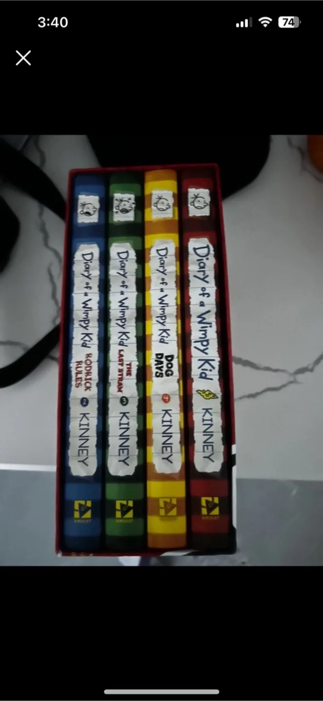Diary of a Wimpy Kid Box of Books 1-4 by Jeff Kinney thumbnail