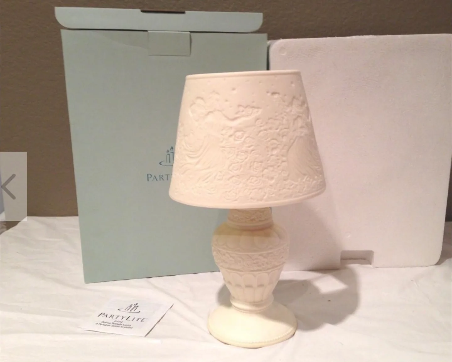 PartyLite Tealight warmer Lamp BRAND NEW IN BOX thumbnail