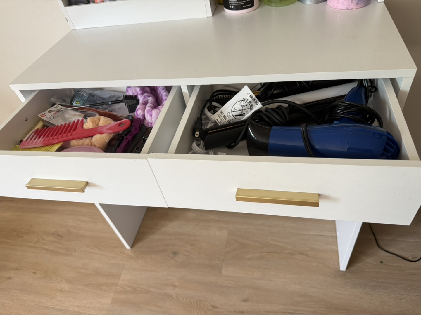 White Vanity Desk with Mirror - photo 2