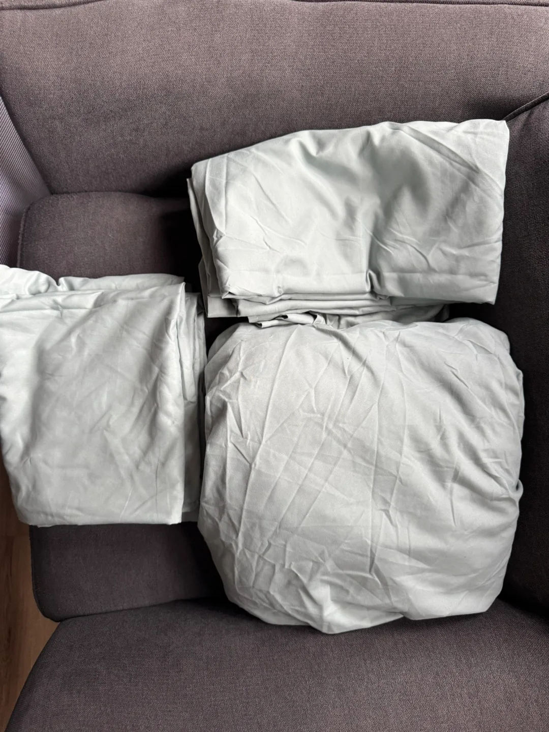 Light Green King Size Sheet & Pillowcase Set image indicator(3)