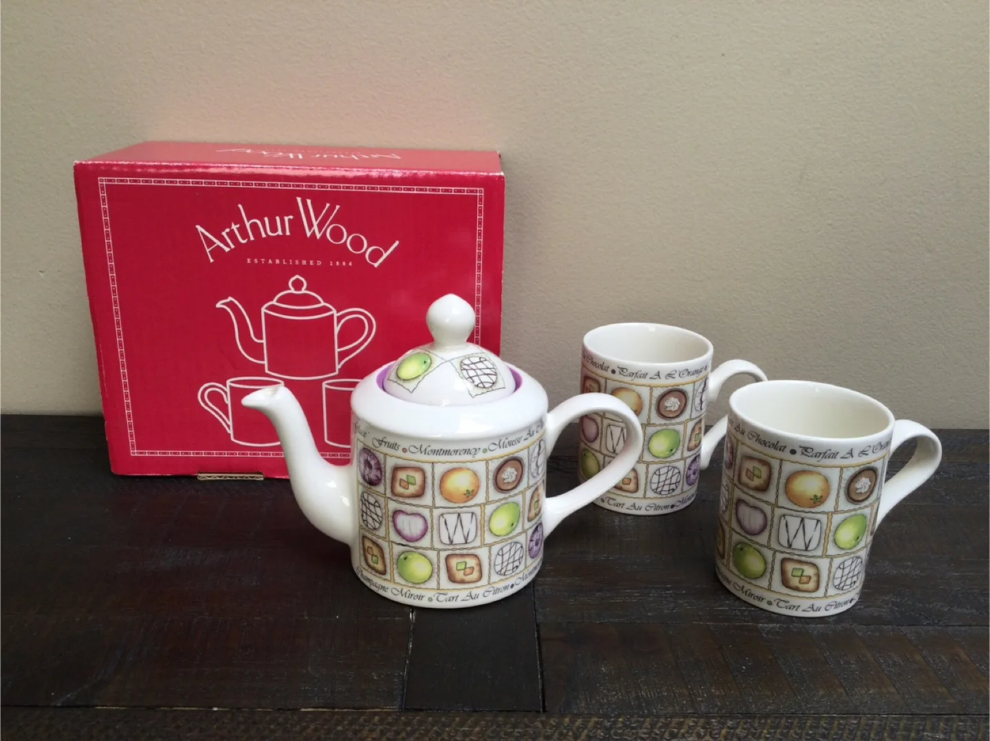 🇨🇦 Arthur wood tea for 2 set NEW thumbnail