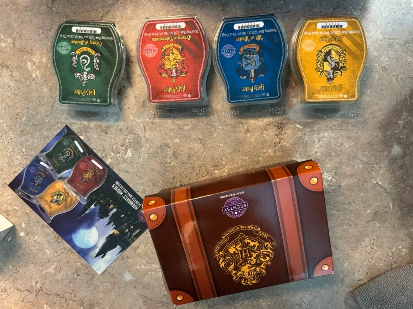 Scentsy Harry Potter Hogwarts Houses Wax Collection image indicator(2)