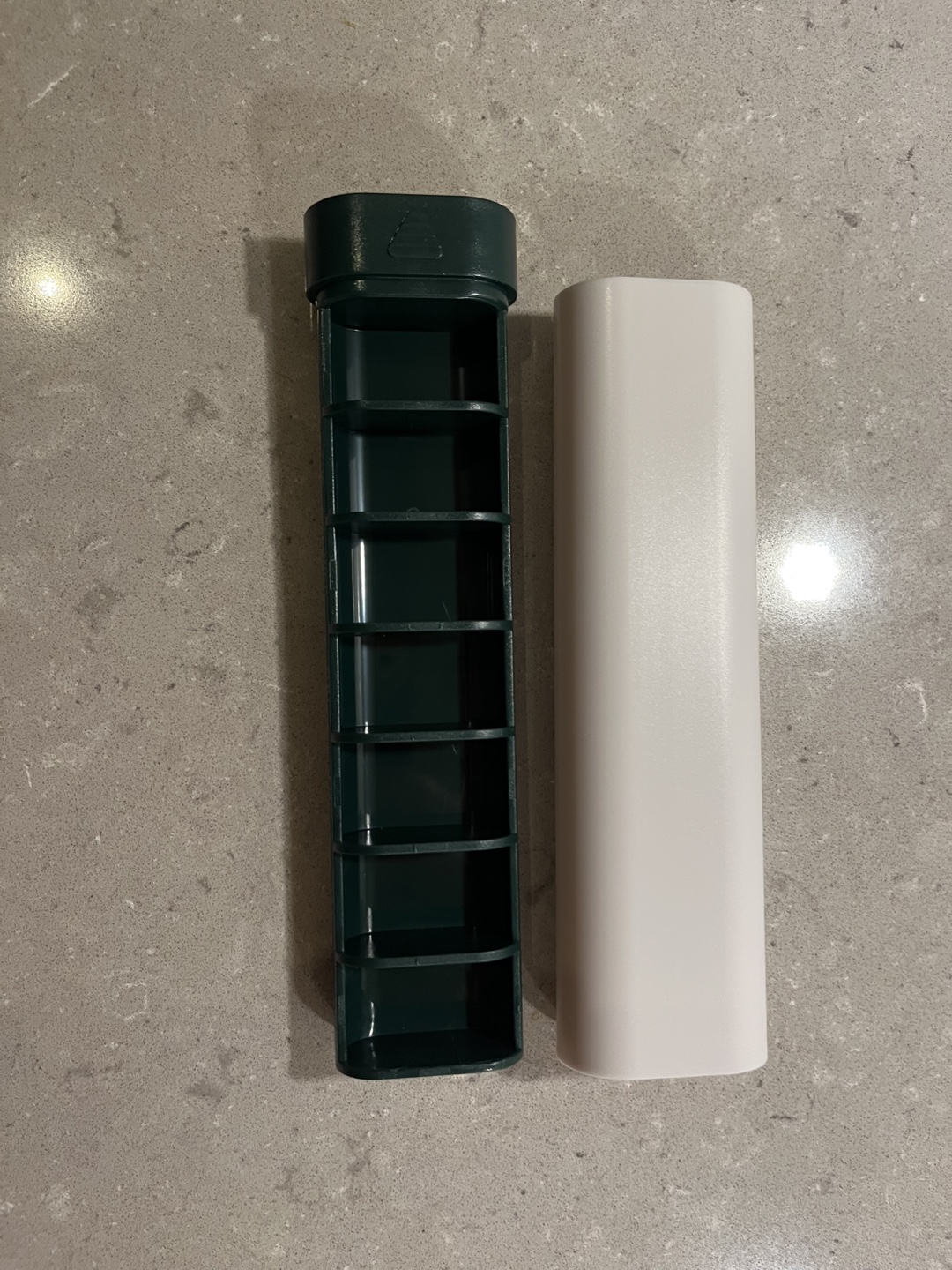 Pill Organizer - Weekly Pill Case - photo 2