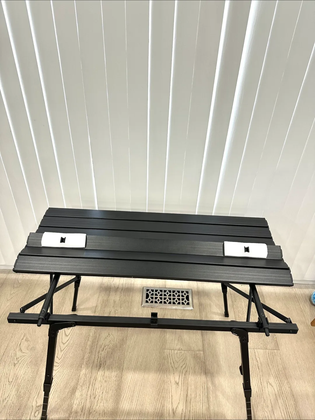 Sportneer Black Adjustable Camping Table image indicator(6)