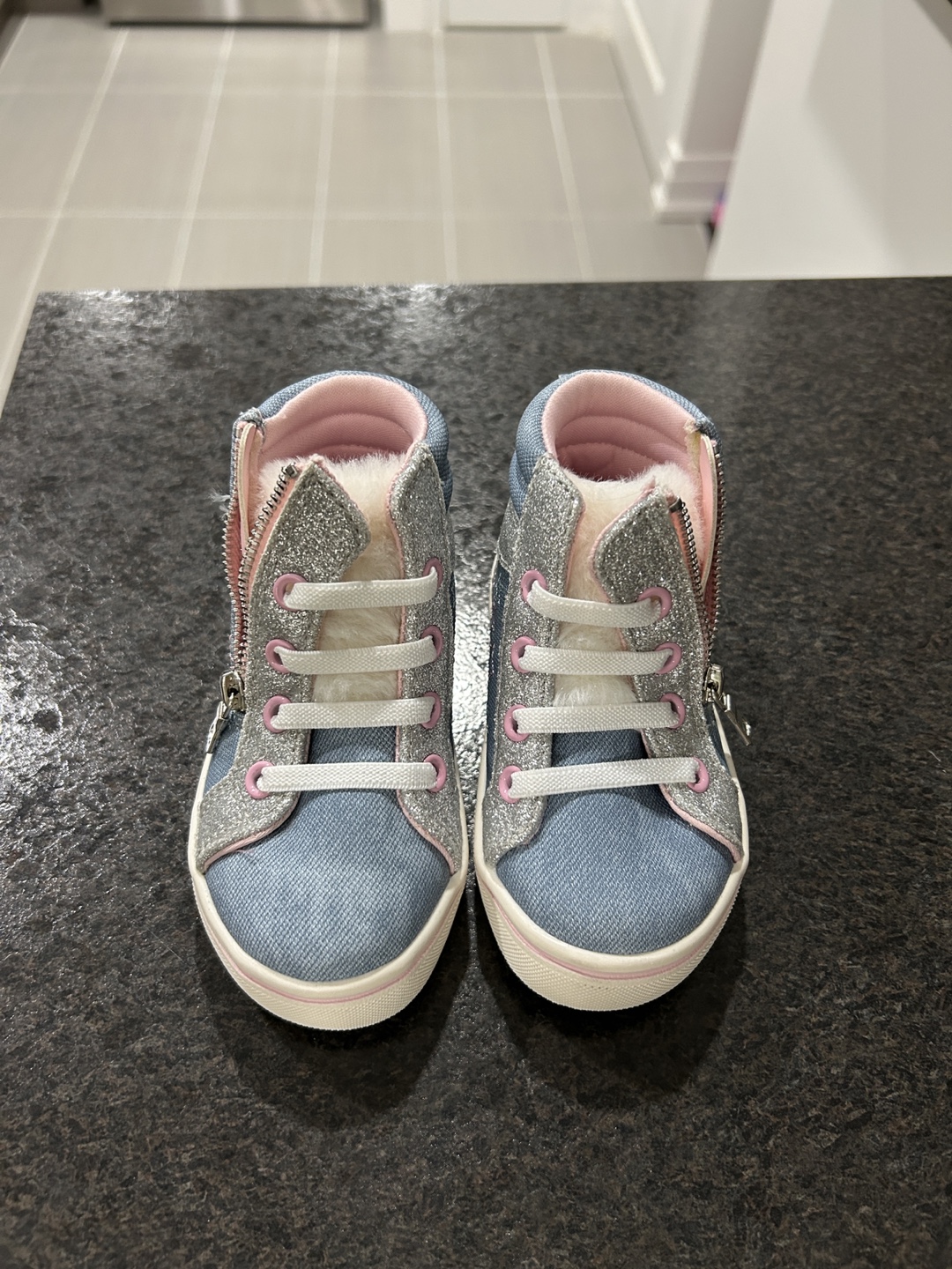 Girls Size 6 High Top Sneakers