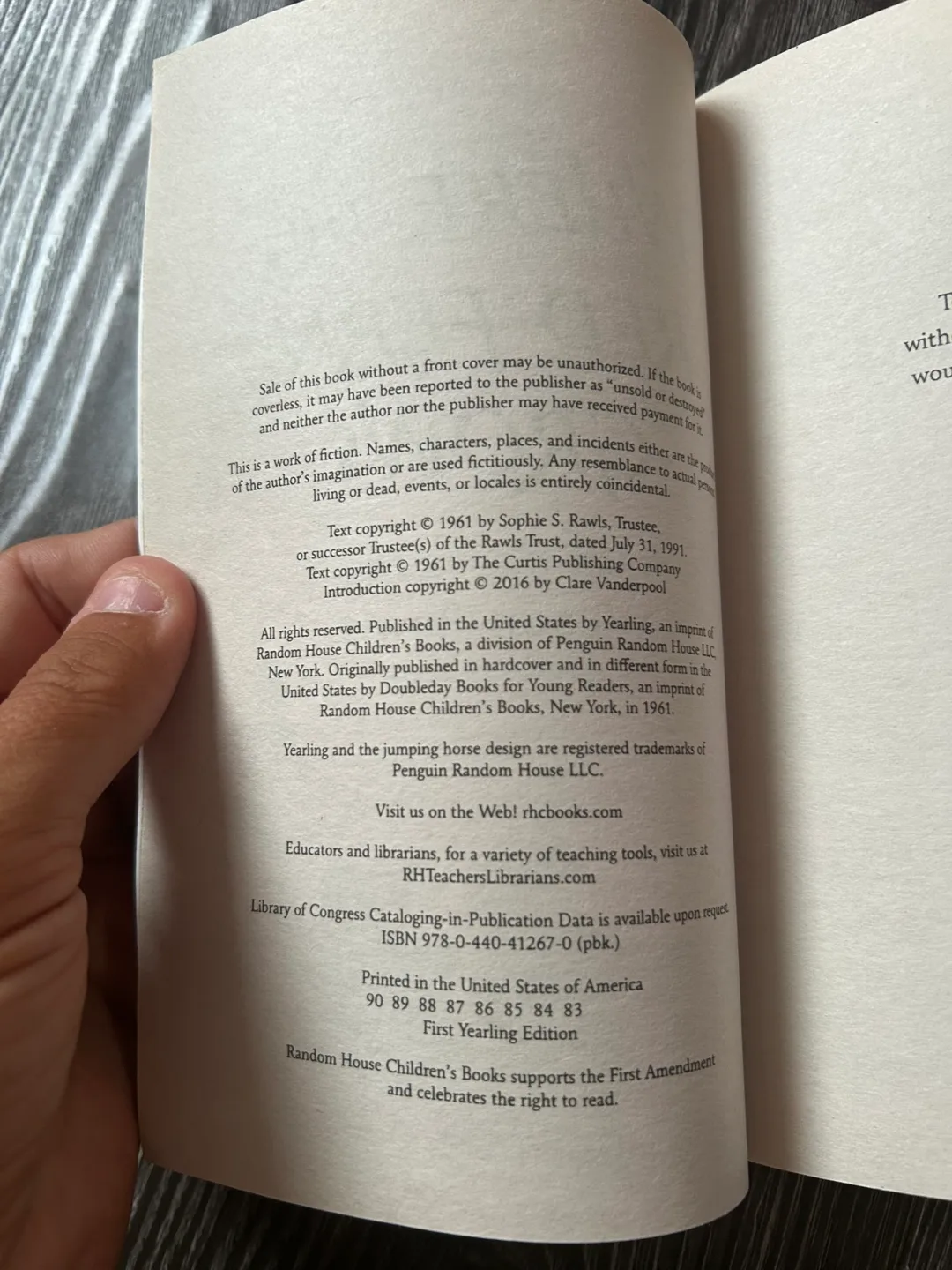 Book: Where the red fern grows by Wilson Rawls image indicator(3)