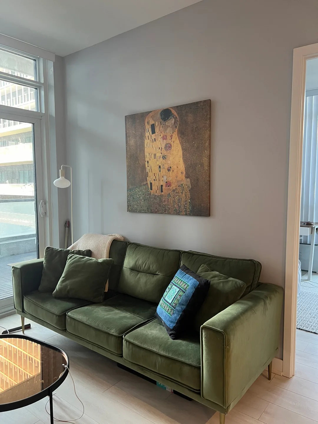 Green Velvet Sofa Set thumbnail