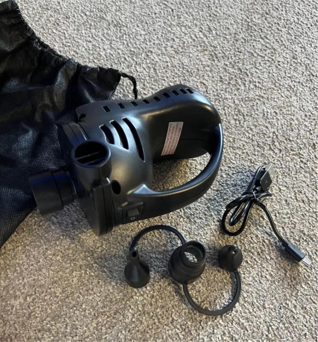 NEW 9” Queen Air Mattress, Cordless USB Air Pump Included image indicator(5)