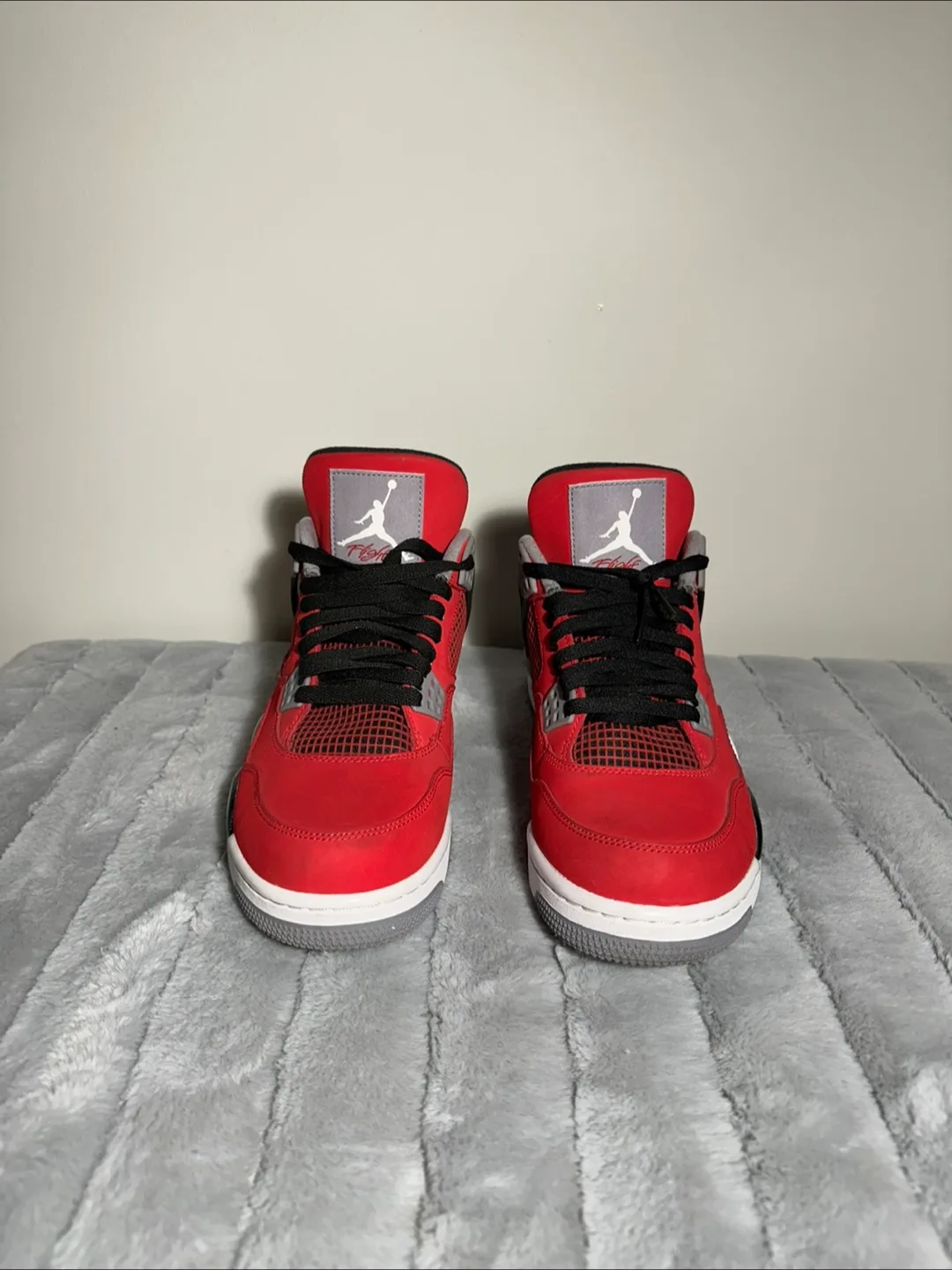 Air Jordan 4 Retro Red Thunder almost new thumbnail